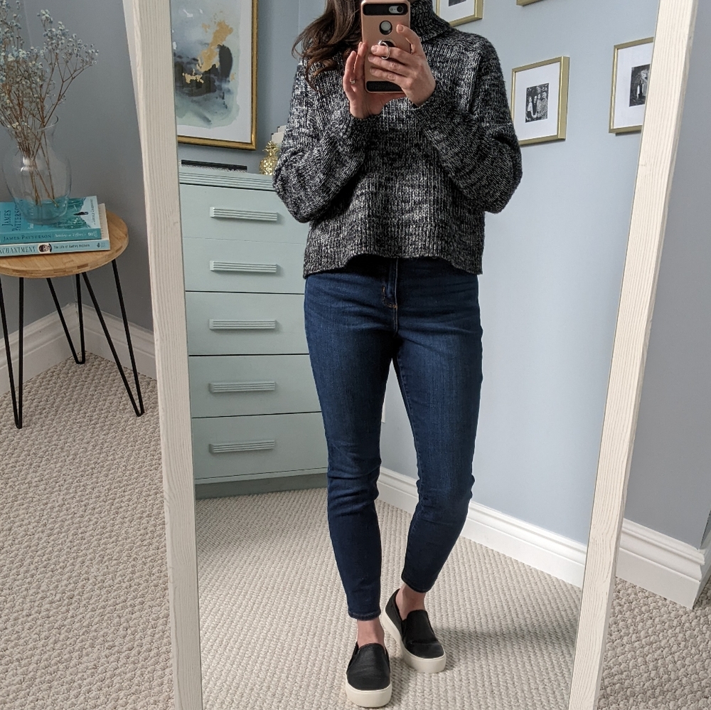 Forever 21 Cropped Knit Sweater